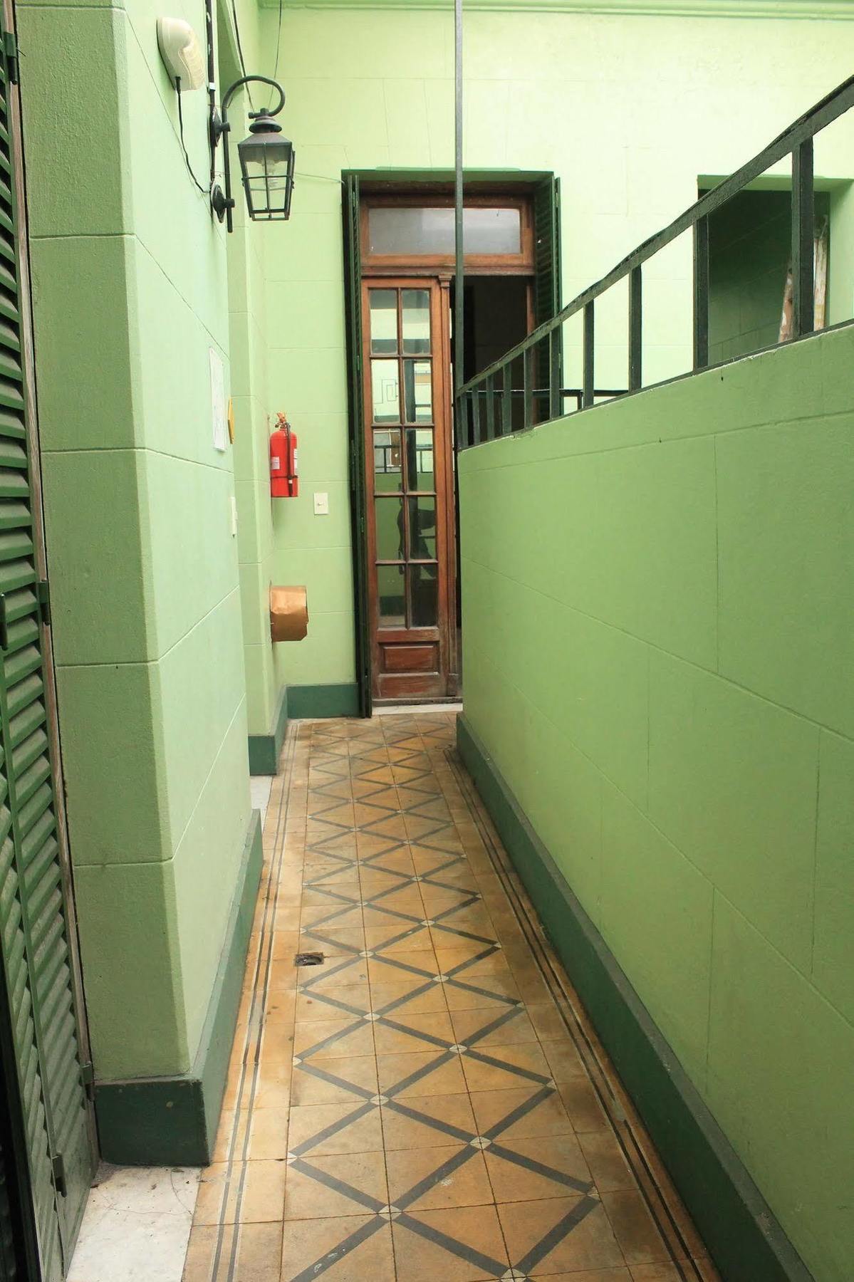 VI Luz Y Entre Hostel Buenos Aires Exterior photo