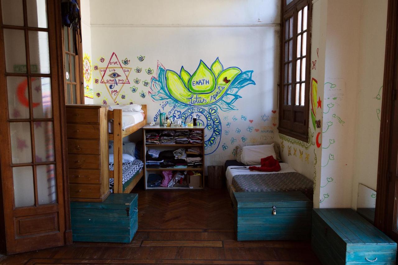 VI Luz Y Entre Hostel Buenos Aires Exterior photo